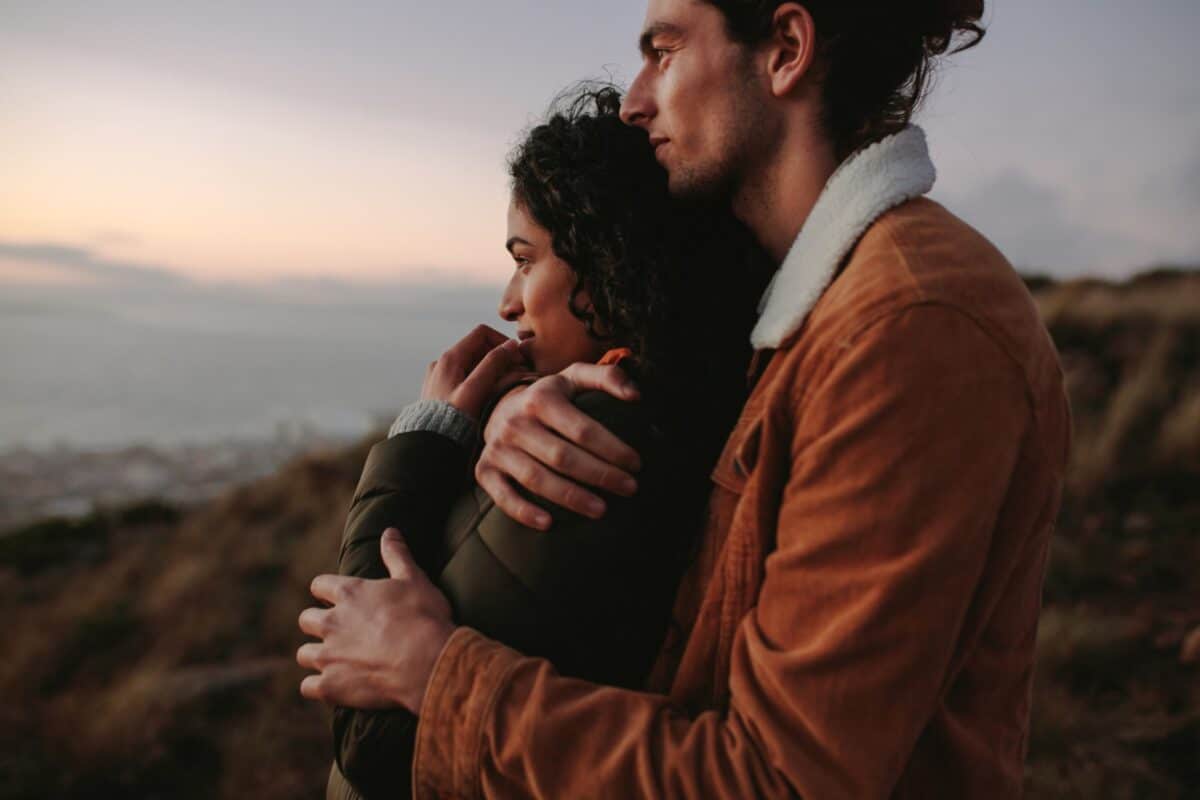 A Look at How Open Communication Helps Build Trust in Intimate Relationships 